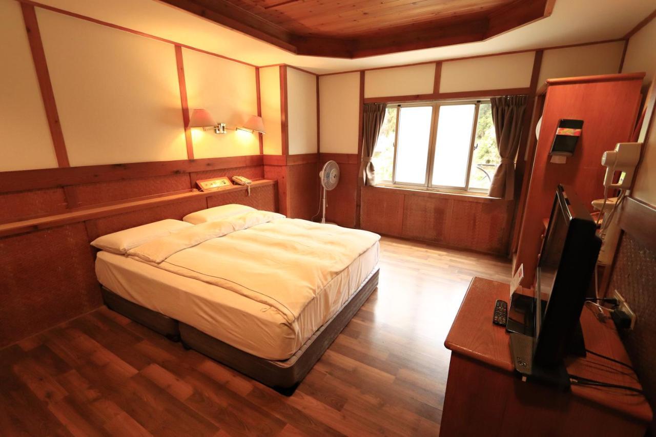 Fenchihu Hotel Buitenkant foto