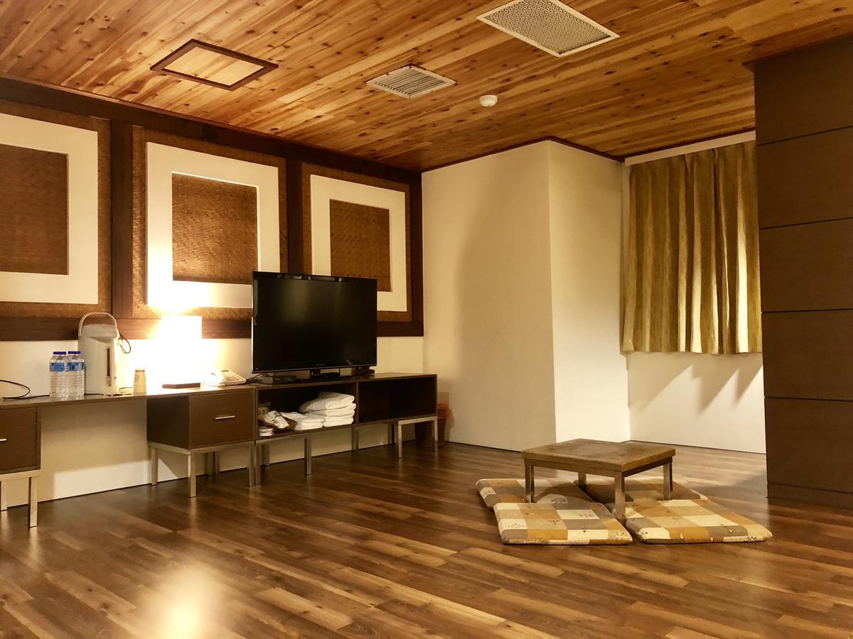 Fenchihu Hotel Buitenkant foto